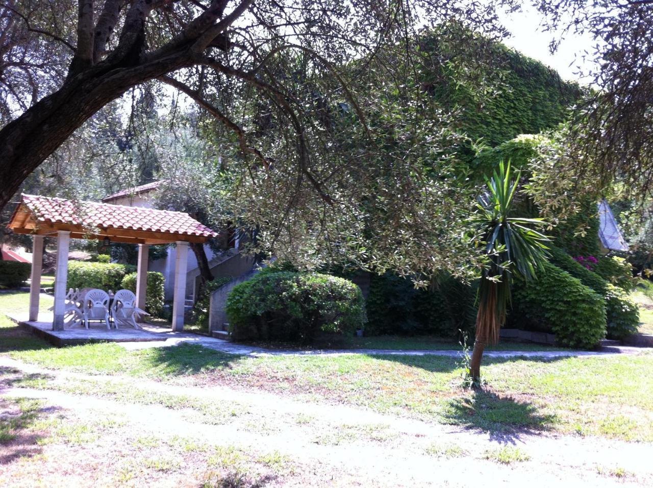 Karamali Green Danilia Villas Gouvia Exterior foto
